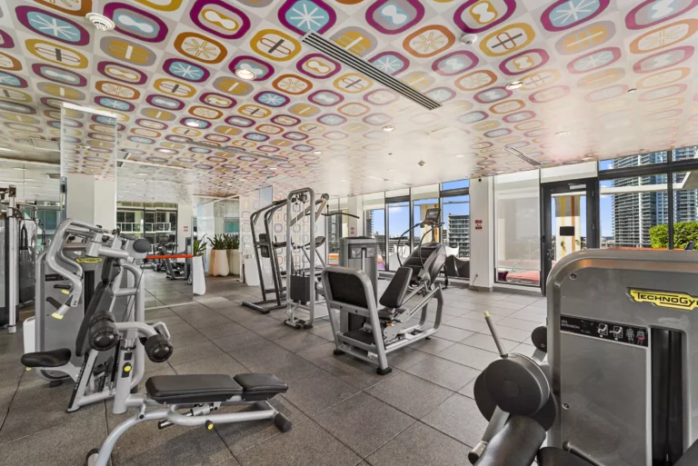 22) Unit with 1 Bedroom in the Heart of Brickell