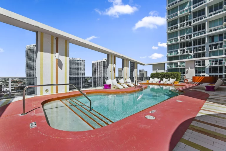 23) Unit with 1 Bedroom in the Heart of Brickell